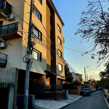 Baneasa Apartmán *